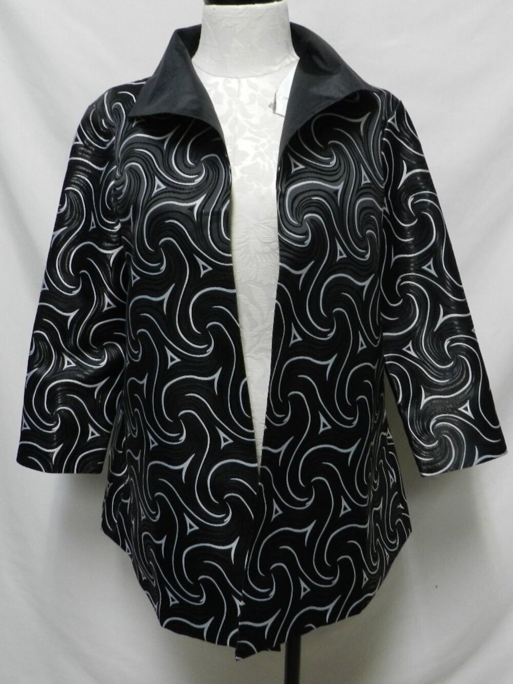 Grace Chuang Satin Swirl black Swing jacket blazer w/Pockets Size Sz Medium Md M